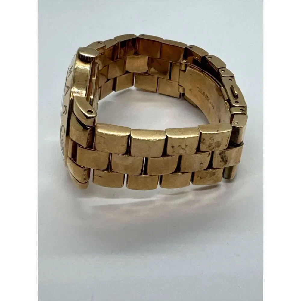 Marc Jacobs MBM3077 Women's Gold Stainless Steel Analog Dial Quartz Watch JNA531